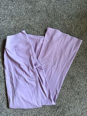 Oner Active Soft Motion Flare Bottoms | Medium - Short | Lavender Purple